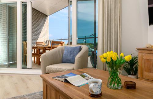 Luxury Apartment very close to Tolcarne Beach - Foto 8