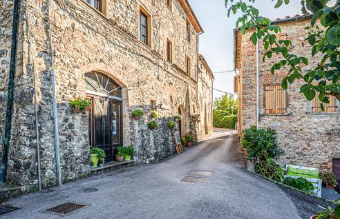 Cozy Apartment In Montecastelli Pisano - Foto 17