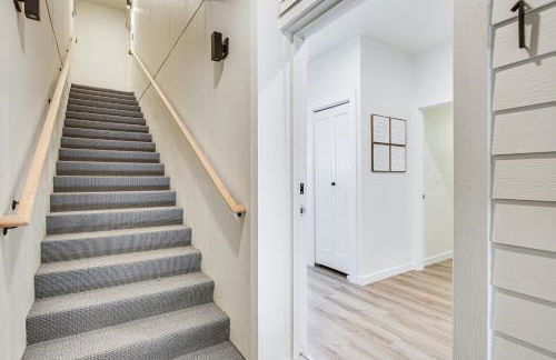 Walk to Beaches Siletz Bay Bliss Townhome - Foto 24