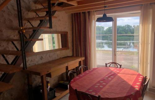 La Capitainerie, vue directe sur la Loire, calme et confort - Foto 8