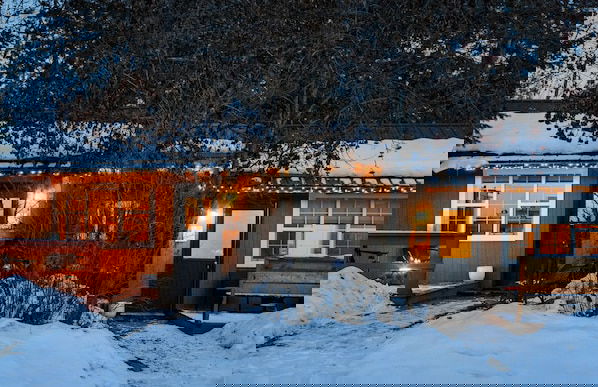 Barefoot Villas Cabin 1 Beaver w/ Hot tub - Photo 62