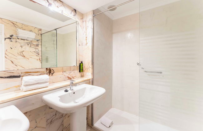 Ona Hollywood Mirage - Foto 29