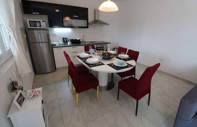 Stunning Apartment for 7 Close to Several Beaches - Foto 9