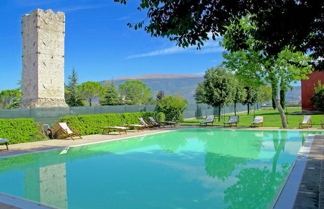 Apartment in a Farmhouse in Spello - Photo 1