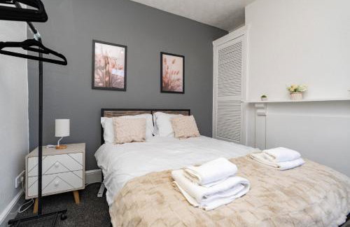 Open Mind Property - Hot Tub, 7 Beds & Free Parking - Foto 29