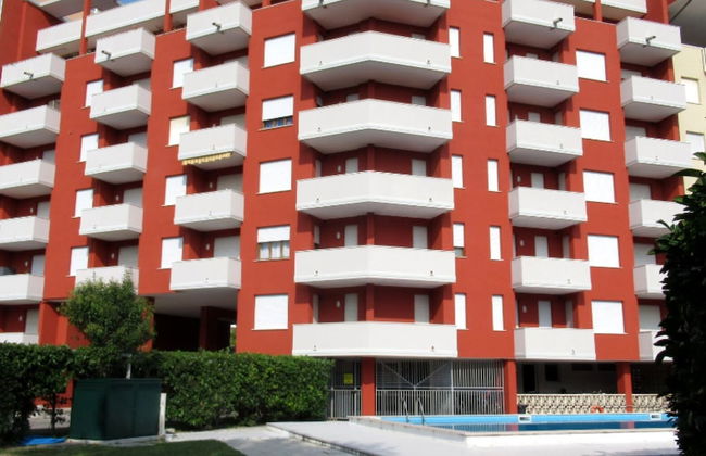 Serene Flat With Balcony and Pool - Beahost - Foto 24