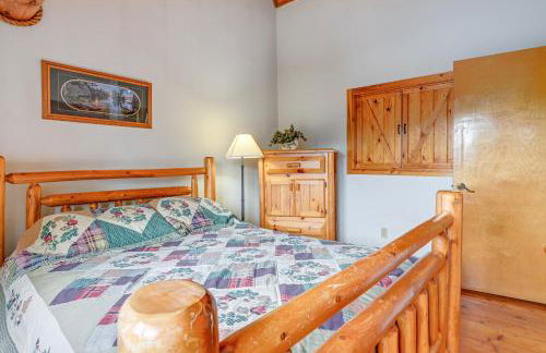 Indoor Pool and Hot Tub! Spacious Sterling Cabin - Foto 22