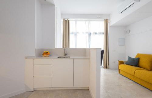 FLORIT FLATS - Quiet and Cozy Studios by the Joaquin Sorolla Station - Photo 7