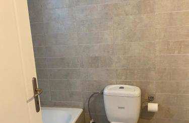 Traditional And Spacious Apartment In Neo Psychiko - Photo 22