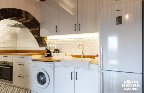 Charming Country House by Ponta Negra Azores - Photo 47