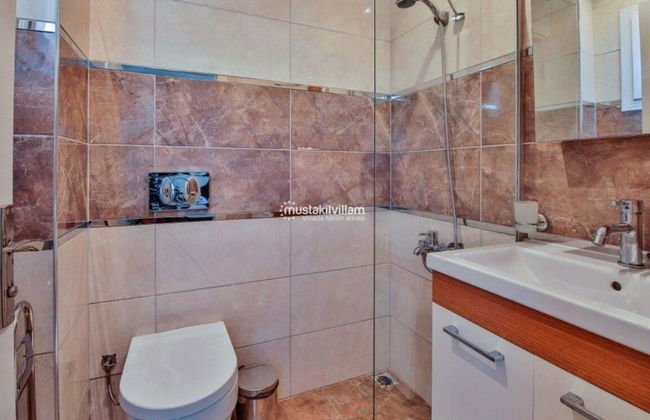 Stunning 4-bedroom Villa in Kaş With Private Pool and Breathtaking Ocean Views - Photo 11