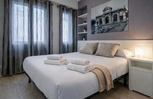 Apartamento Plaza de Castilla II - Urbano con Estilo y Funcional - Foto 3