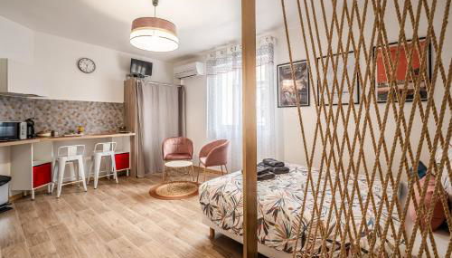 Studio Marceau Clim Wifi Centre ville 2 pers - Foto 2, wardrobe