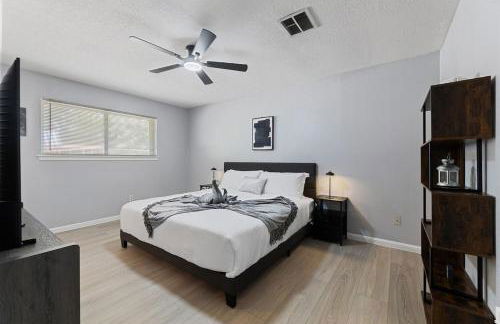 Spacious Retreat - Near IAH Airport & Lake Houston, Sleeps 9 - Foto 30