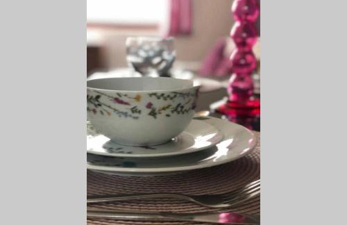 Chic 2 Bed Apartment with Free Parking- Recently Redecorated, 10 Minutes to City Centre - Foto 12