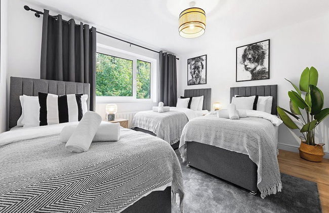 2BR Flat, Free Parking, Close to Airport & Centre - Foto 47