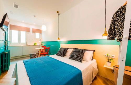 Be Mate Gran Vía Suites - Photo 100