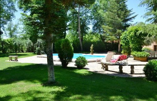 Chalet rural en La Mancha con jardin y piscina privados - Photo 31