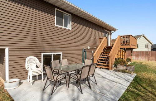 Stylish 5 BR- LG Fenced Backyard and Playground - Foto 15