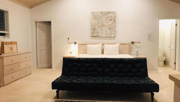 Dream Villa: Private Oasis Above Pink Sand Beach - Foto 3, Habitación