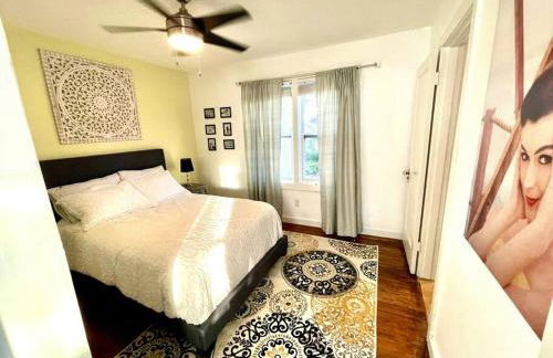 Cozy sanctuary minutes from the bay and beaches - Foto 9