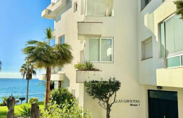 SEA VIEW & BEACH ACCESS - Center - Parking - Photo 31