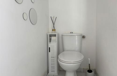 Jolie Colombe, maison 3 ch 2 sdb beau jardin terrasse aménagée à 15 mn à pied de la mer du centre Port en Bessin proche golf et d'Omaha Beach et Bayeux - Photo 29