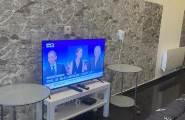 Près de l aéroport Orly Parking gratuit - Foto 2