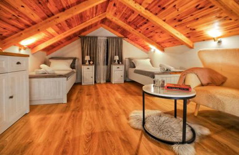 Awesome Home In Vrgorac With Wifi - Foto 37