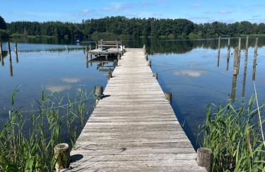 Idyllische Wohnung mit Terrasse und Seezugang - Foto 1