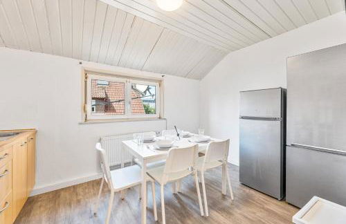 Worker Apartments Oberboihingen near Stuttgart, Nürtingen, Autobahn A8, Parking,Wifi,Smart,Smart TV - Foto 22