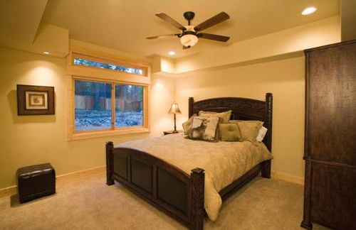 Olive Branch - Private Hot Tub, Media Room, Pet-Friendly, Near Northstar! - Foto 8