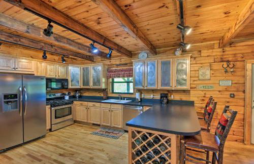 Cozy Trenton Cabin with Spa about 15 Mi to Lookout Mtn! - Foto 7