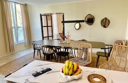 Sanierte 5 Zimmer Luxus Standard Apartment auf 350qm - Foto 9