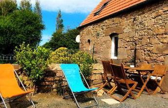 Coeur de granit rose, meublé alliant le charme de l'authentique breton et du confort, classé 3 étoiles, à 5mn de 13 plages de la réputée cote de granit rose - Foto 6