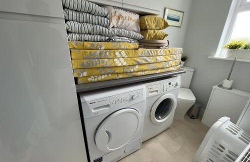 Incredible Views in Dartmouth with Parking and EV Charger - Foto 25