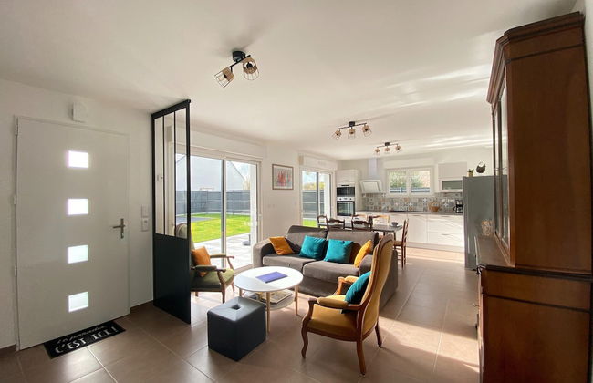 Holiday Home in Gouville Near Sandy Beach - Foto 1