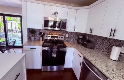 4BD 2BA - Black&White ArtBNB - Antique Row WPB - Foto 10