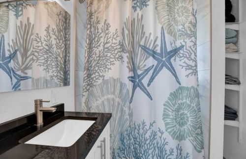 Gated Oceanfront Heated Pool - Foto 11