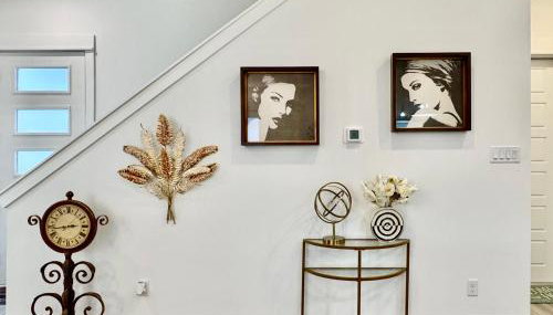 Colorful Dining Experience in Cozy Getaway - Foto 5