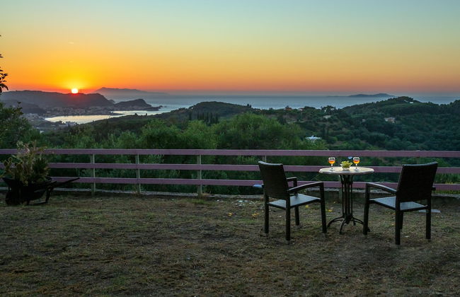 Sunset and Sunrise Apartments - Foto 17