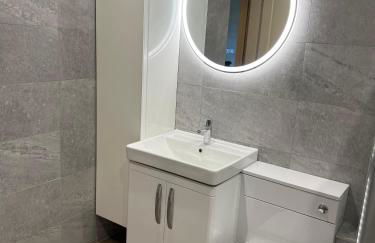 Beautiful 2 Bed 2 Bath Flat overlooking Meadows Park - Foto 38