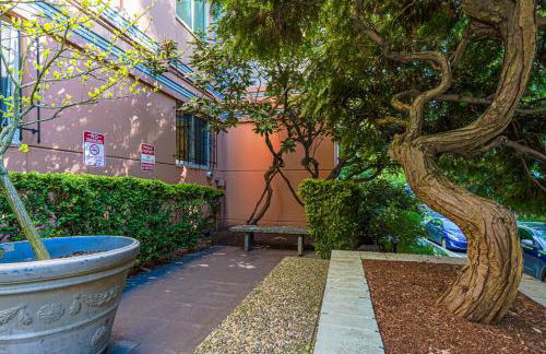 Luxury Downtown Studio King Bed City View - Foto 7