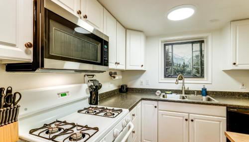 Willamette Valley Home on Working Horse Farm! - Foto 4