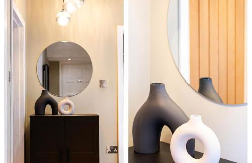 3 Bedroom House-Free Parking-by Holiday Homes - Foto 38