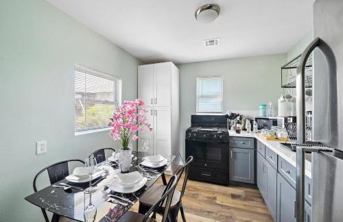 Cozy Home Nr Beach Pier Games WiFi Yard BBQ - Foto 2