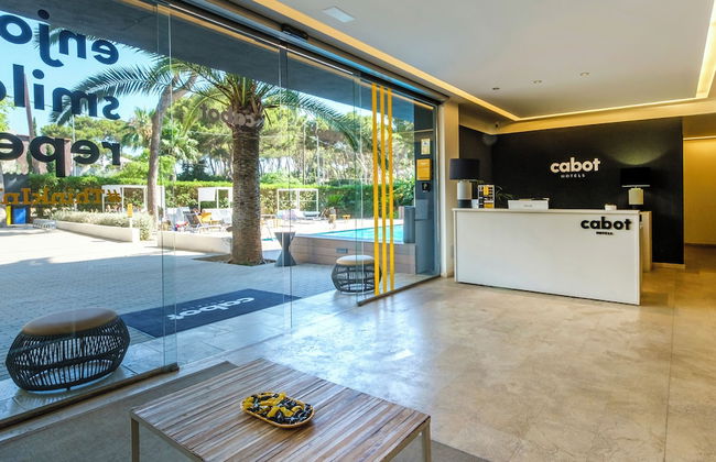 Cabot Tres Torres Apartamentos - Foto 4