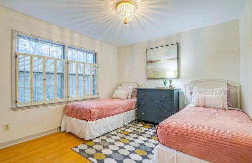 Lakefront Raleigh Home with Deck 12 Mi to Downtown! - Foto 19