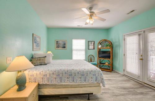 Walk to Ocean and Pier Surfside Beach House with Pool - Foto 10