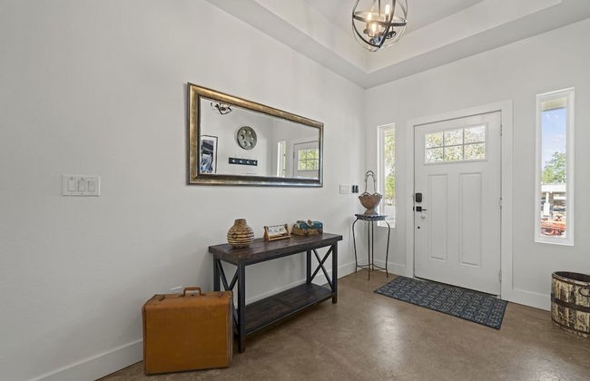 Luxury Retreat for 28 Terracotta Bliss Getaway - Photo 5